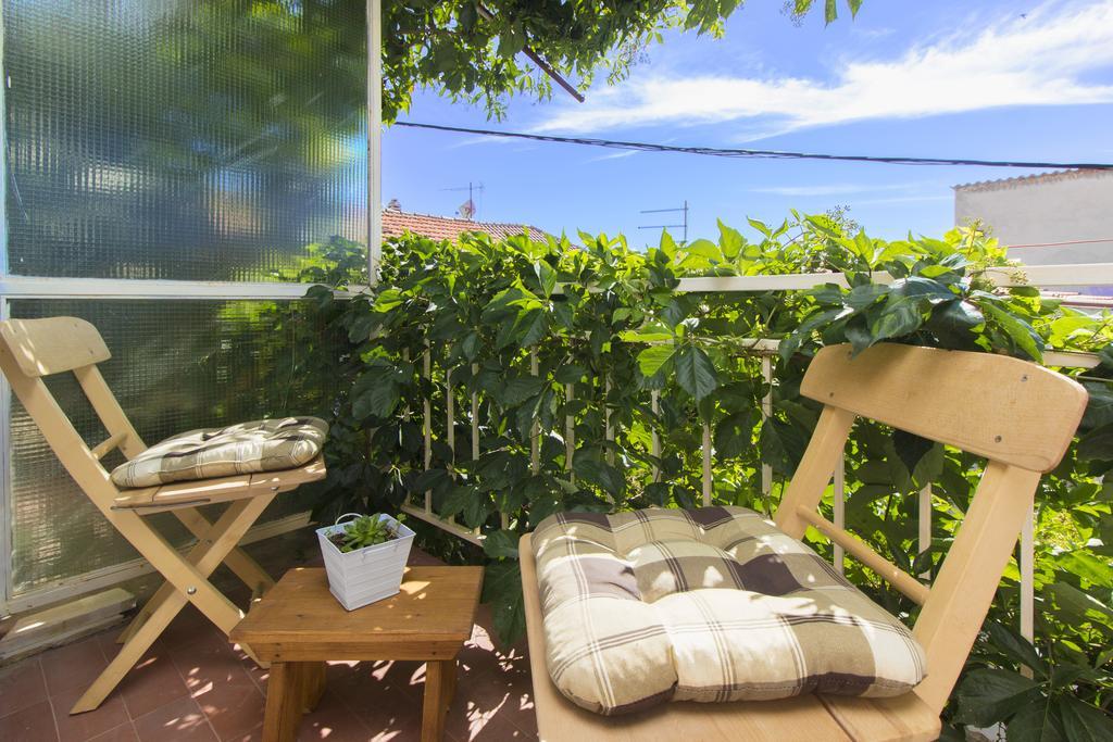 Apartment Neven Rogoznica  Rom bilde